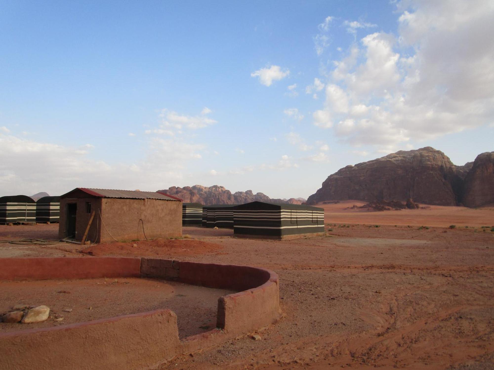 Bedouin House Camp Hotel Wadi Rum Luaran gambar