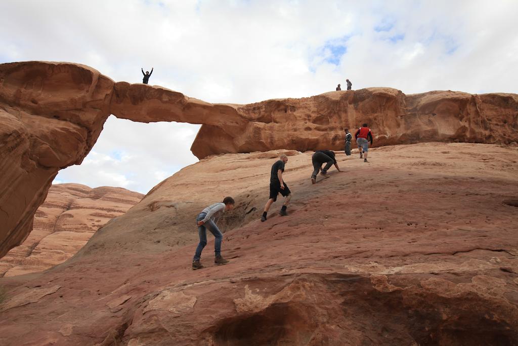 Bedouin House Camp Hotel Wadi Rum Luaran gambar